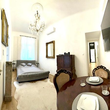 Central River Apartment Danube Budapest Bagian luar foto